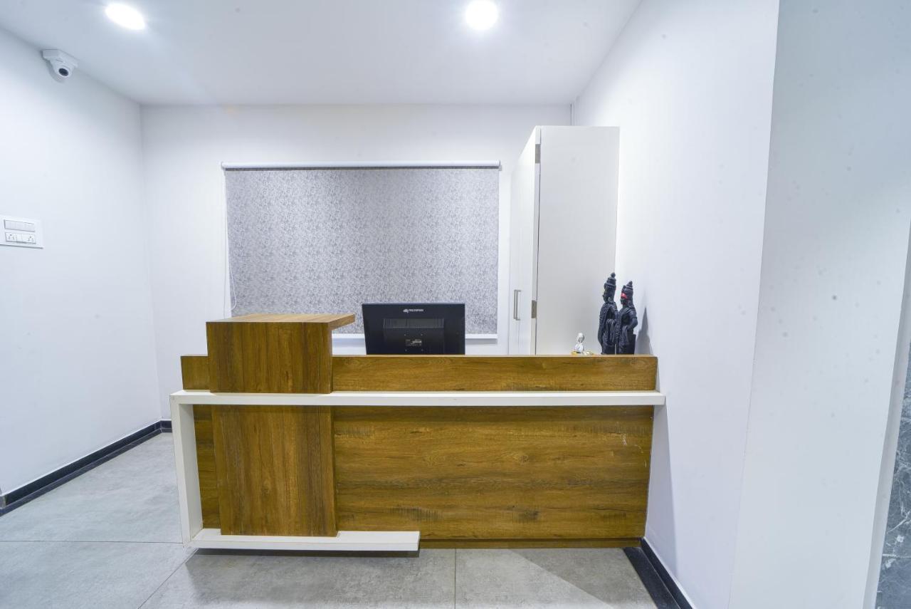 Hotel Trushadham Near To Mahalaxmi Temple Kolhapur Exterior photo